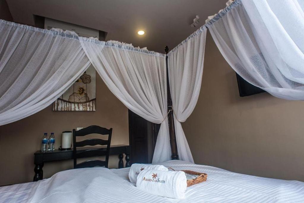 Armenian Suite Hotel George Town Exterior foto